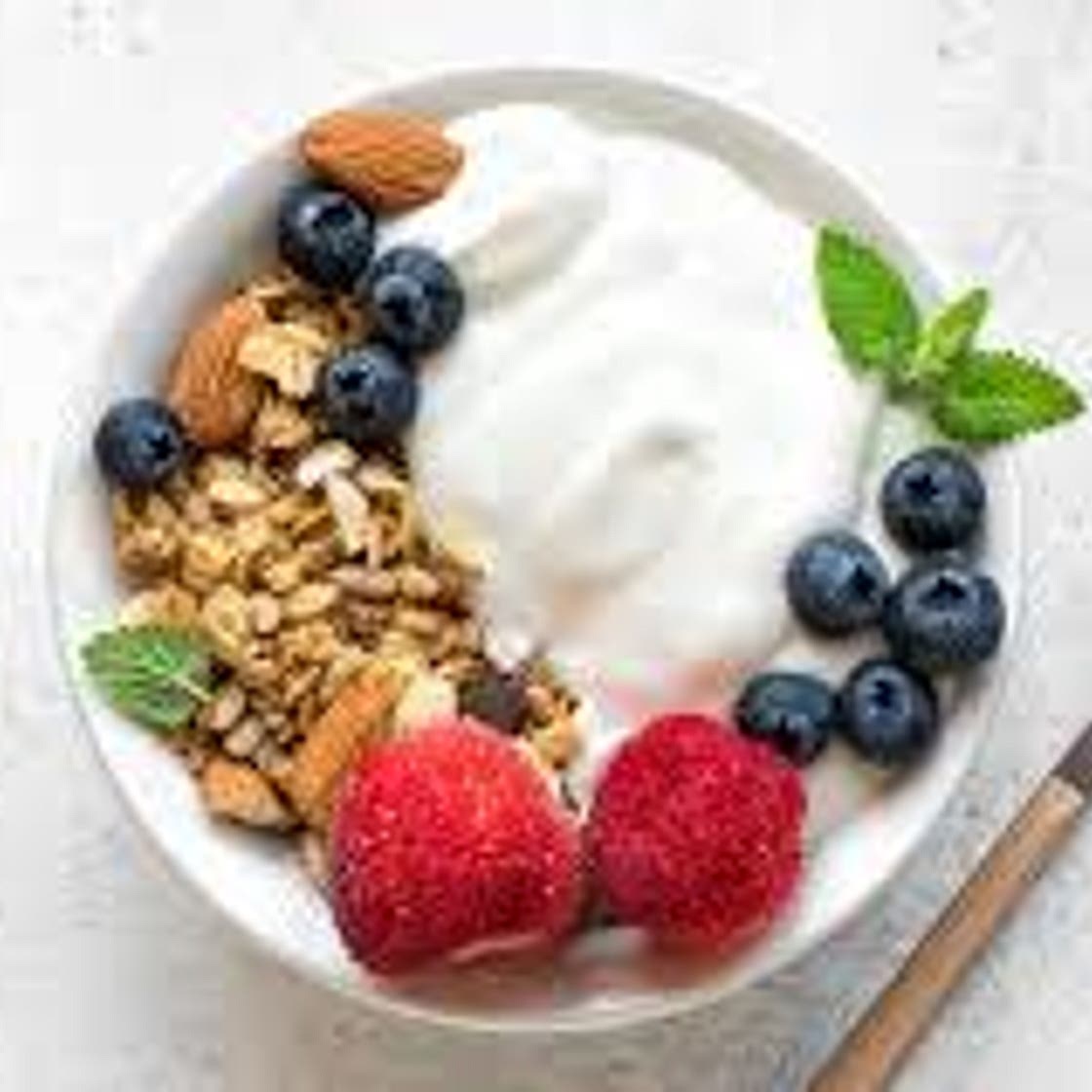 Greek yoghurt and berries