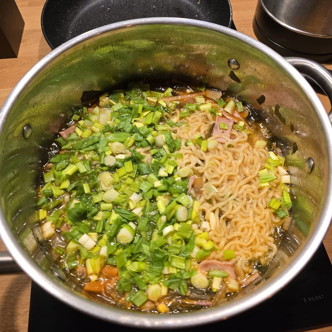 Vegan Budae Jjigae 부대찌개 (Korean Army Base Stew)