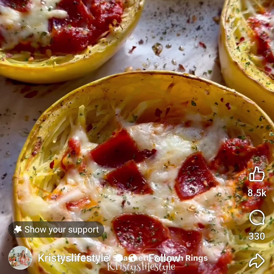 Spaghetti squash pizza