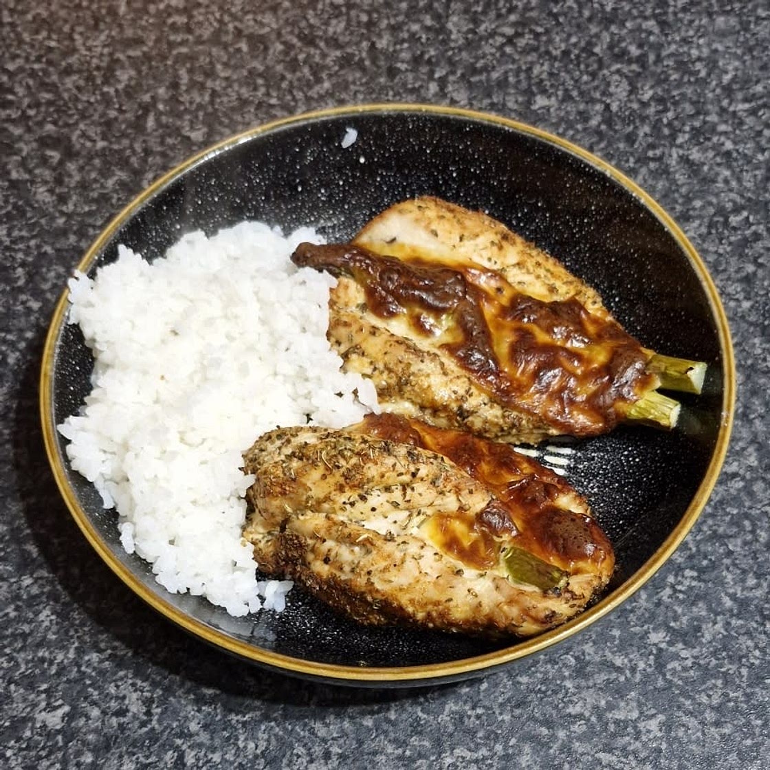 Asparagus & Cheese Stuffed Chicken {Low-carb/ Keto Friendly!}