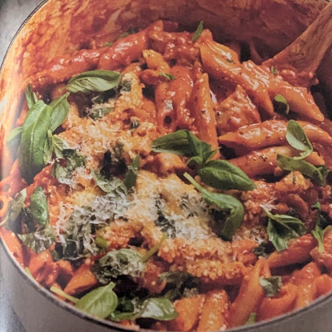 One-pot chicken tomato pasta