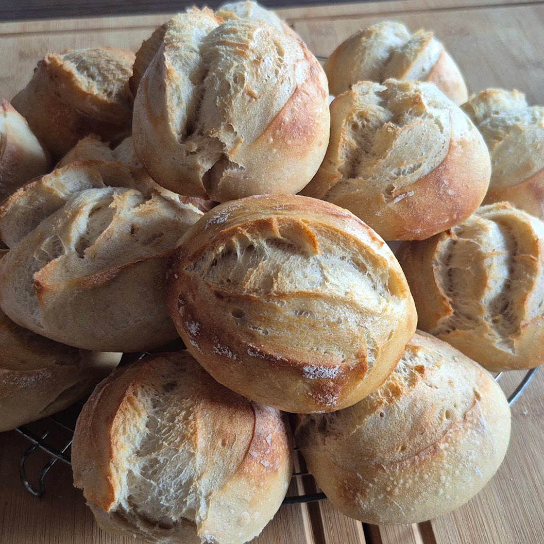 Dinkel-Aufbackbrötchen