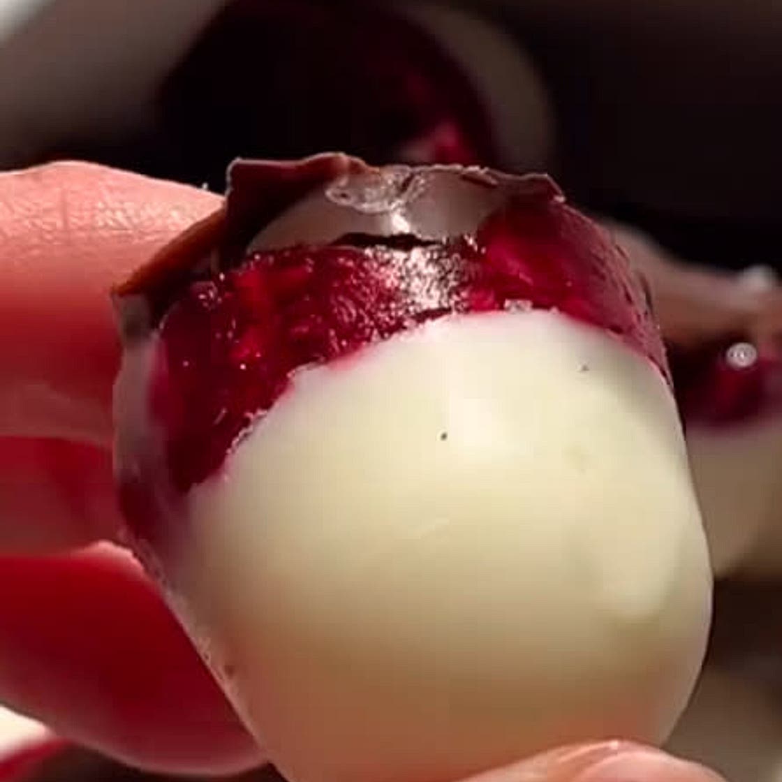 Raspberry yogurt bites 