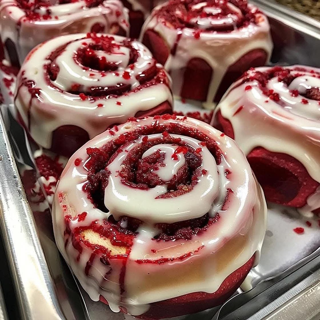 Red Velvet Cinnamon roll
