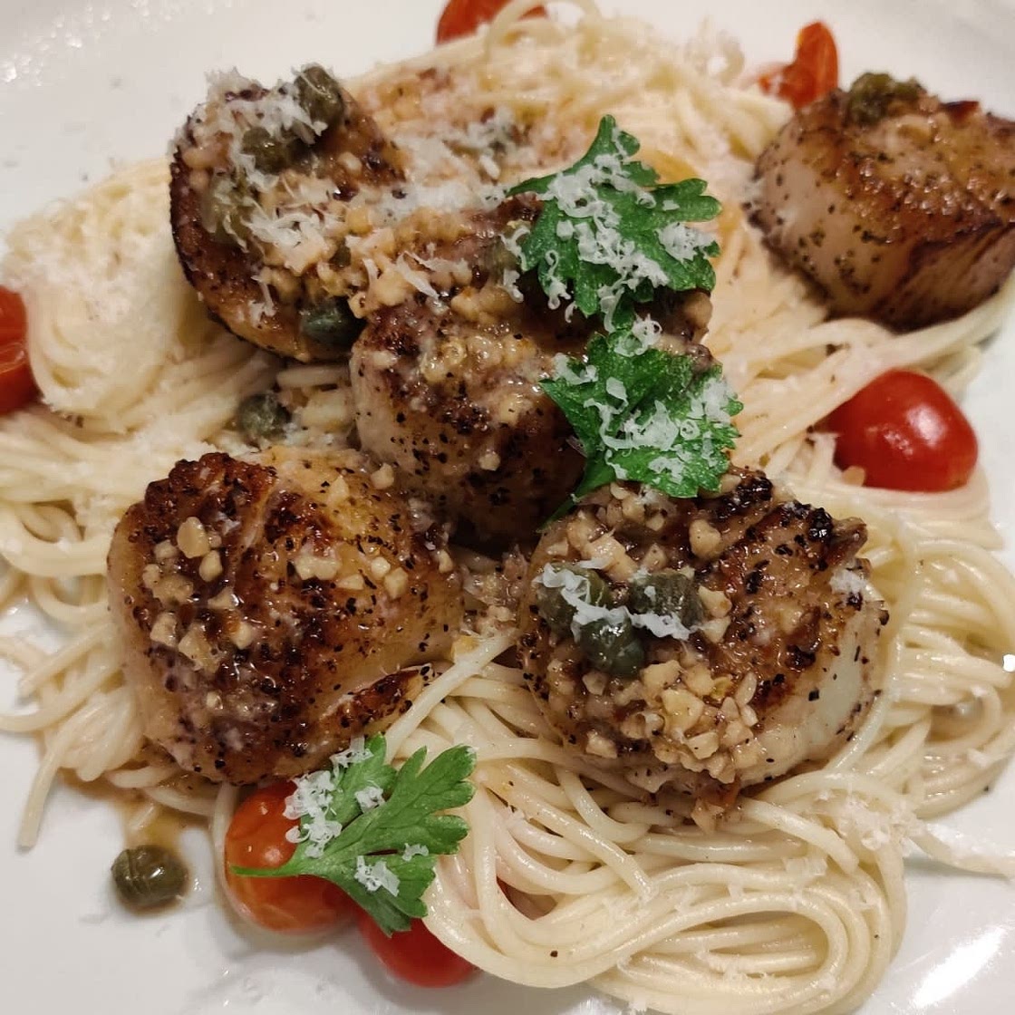 Pan Seared Scallops with Lemon Caper Sauce