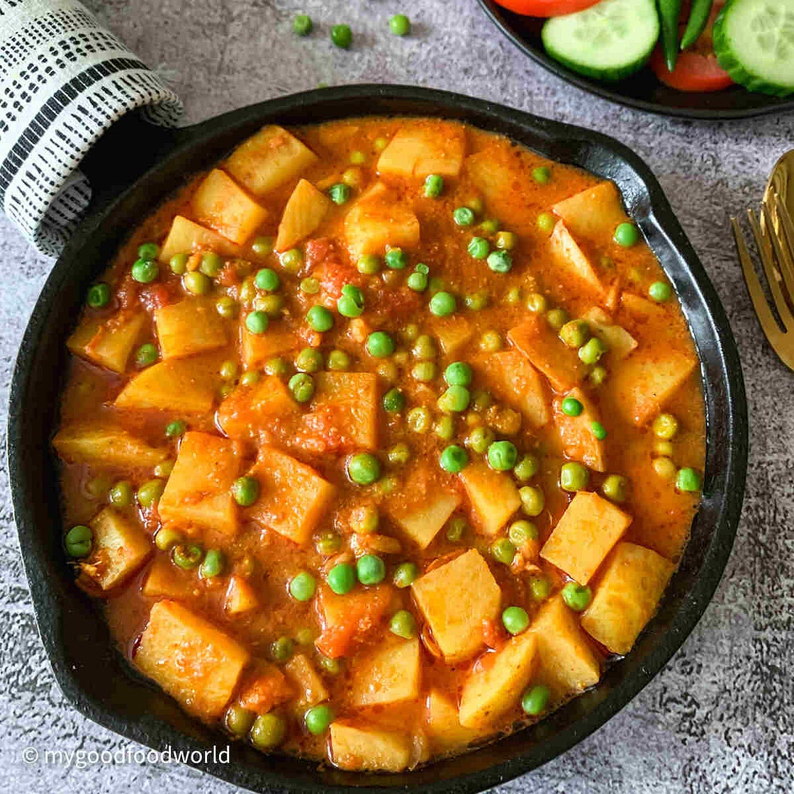 Aloo Matar Recipe (Potato and Pea Curry)