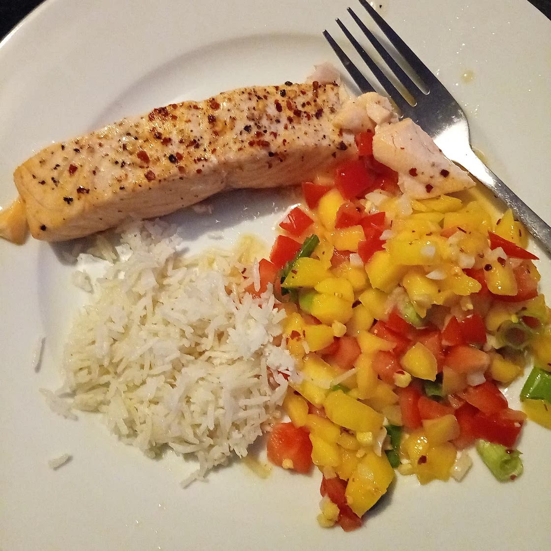 Salmon mango salsa