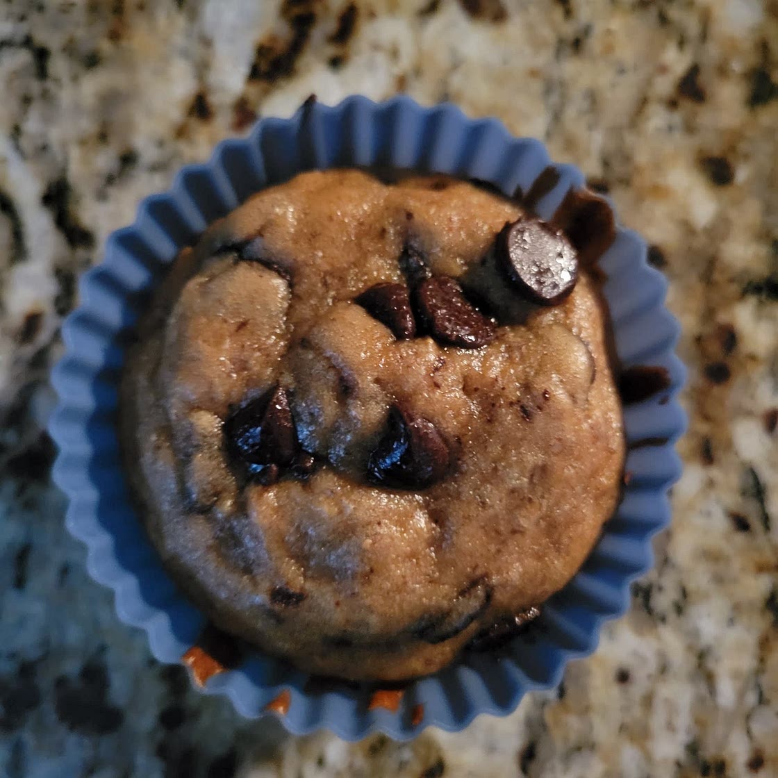 Healthy Banana Chocolate Chip Muffins