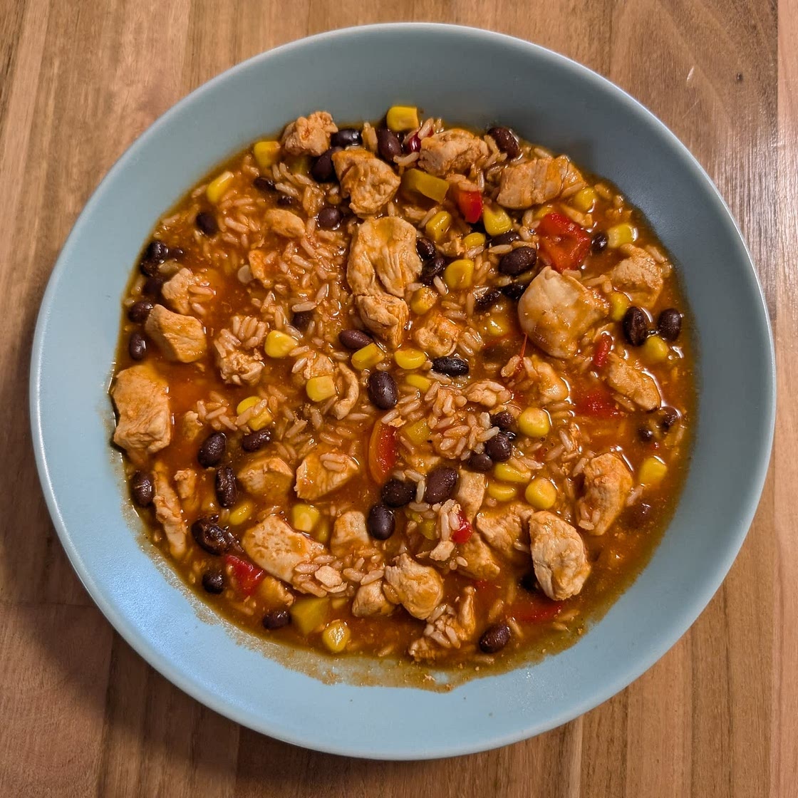 Mexican Chicken & Rice {One Pot}