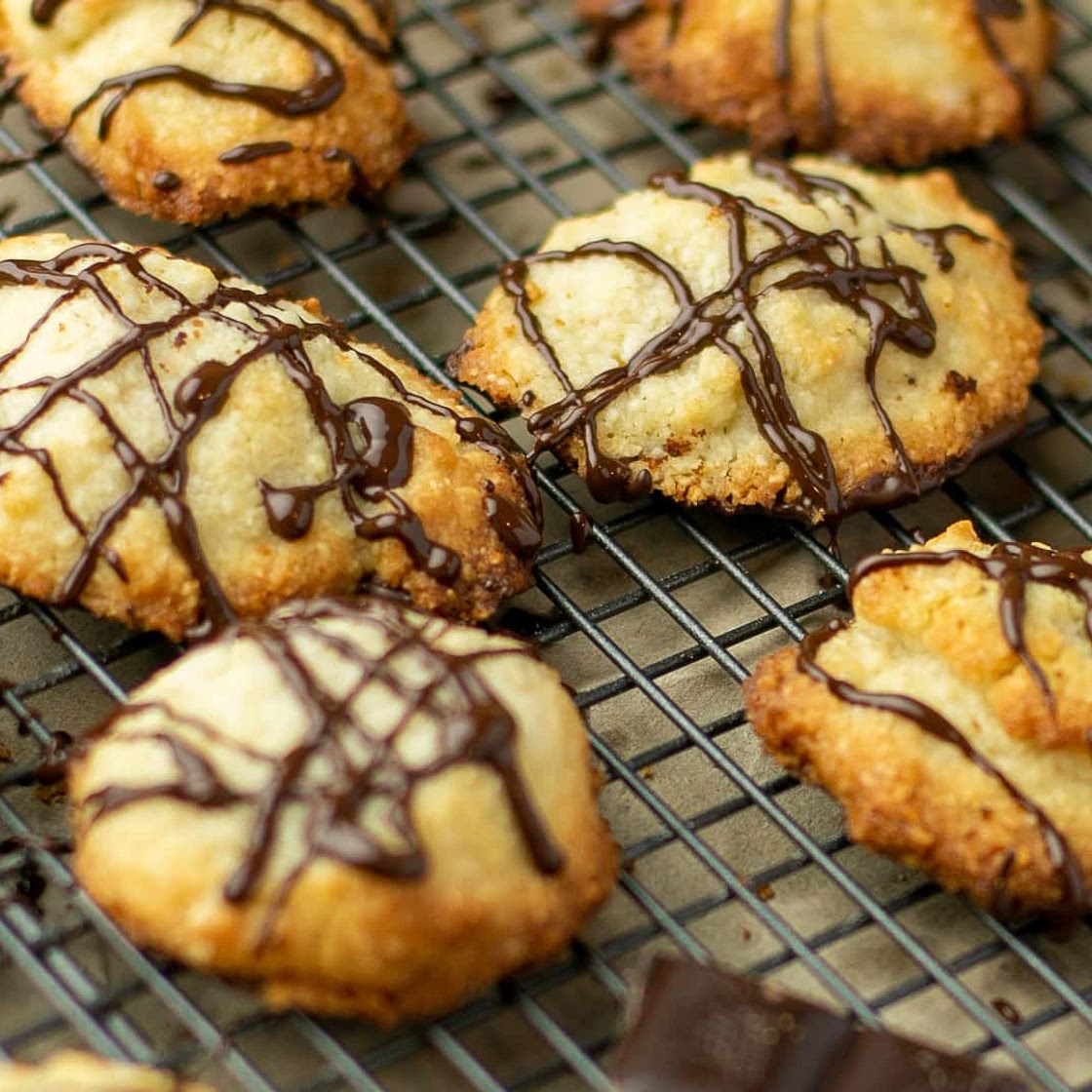 Almond Cookies