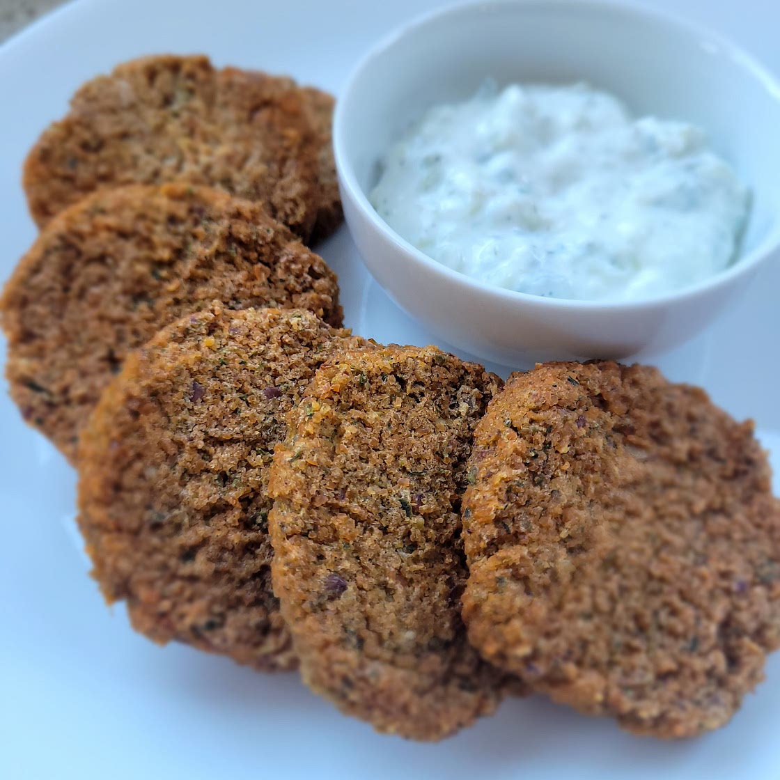 Mediterranean lentil patties