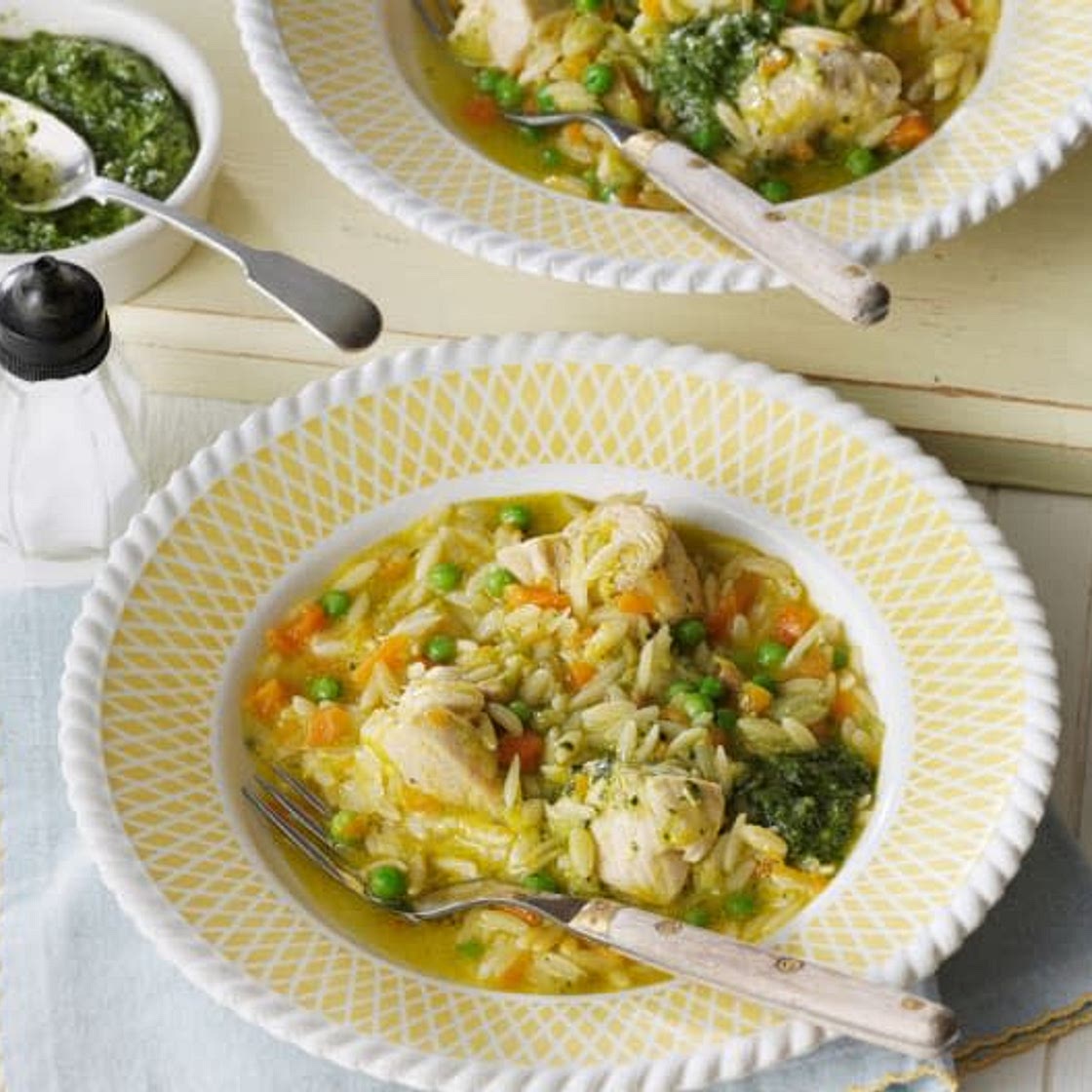 Kycklingpesto med orzo
