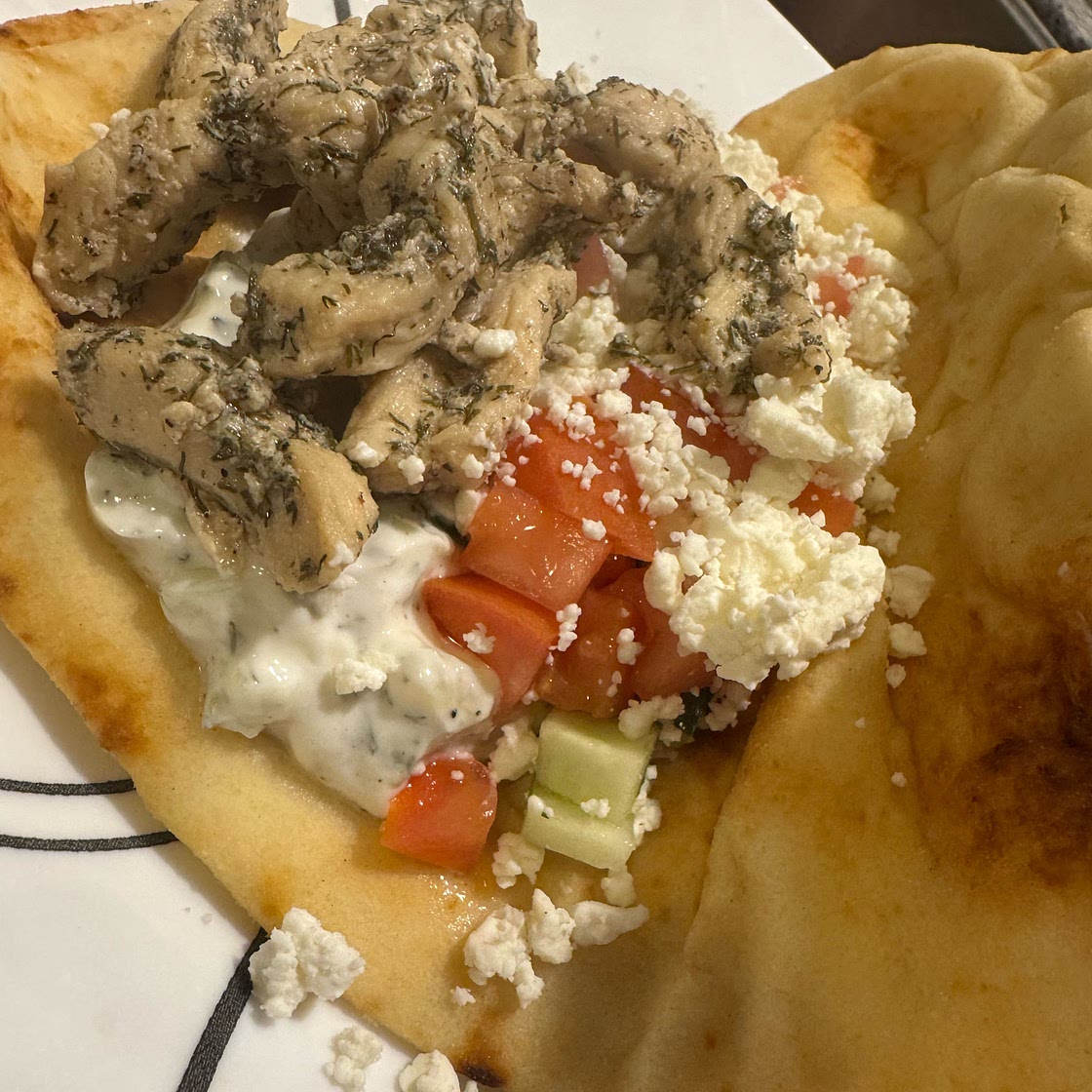 Chicken Pitas With Homemade Yogurt Sauce