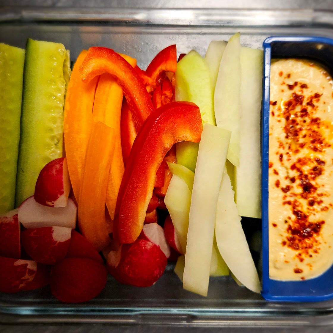 Gemüsesticks mit Hummus