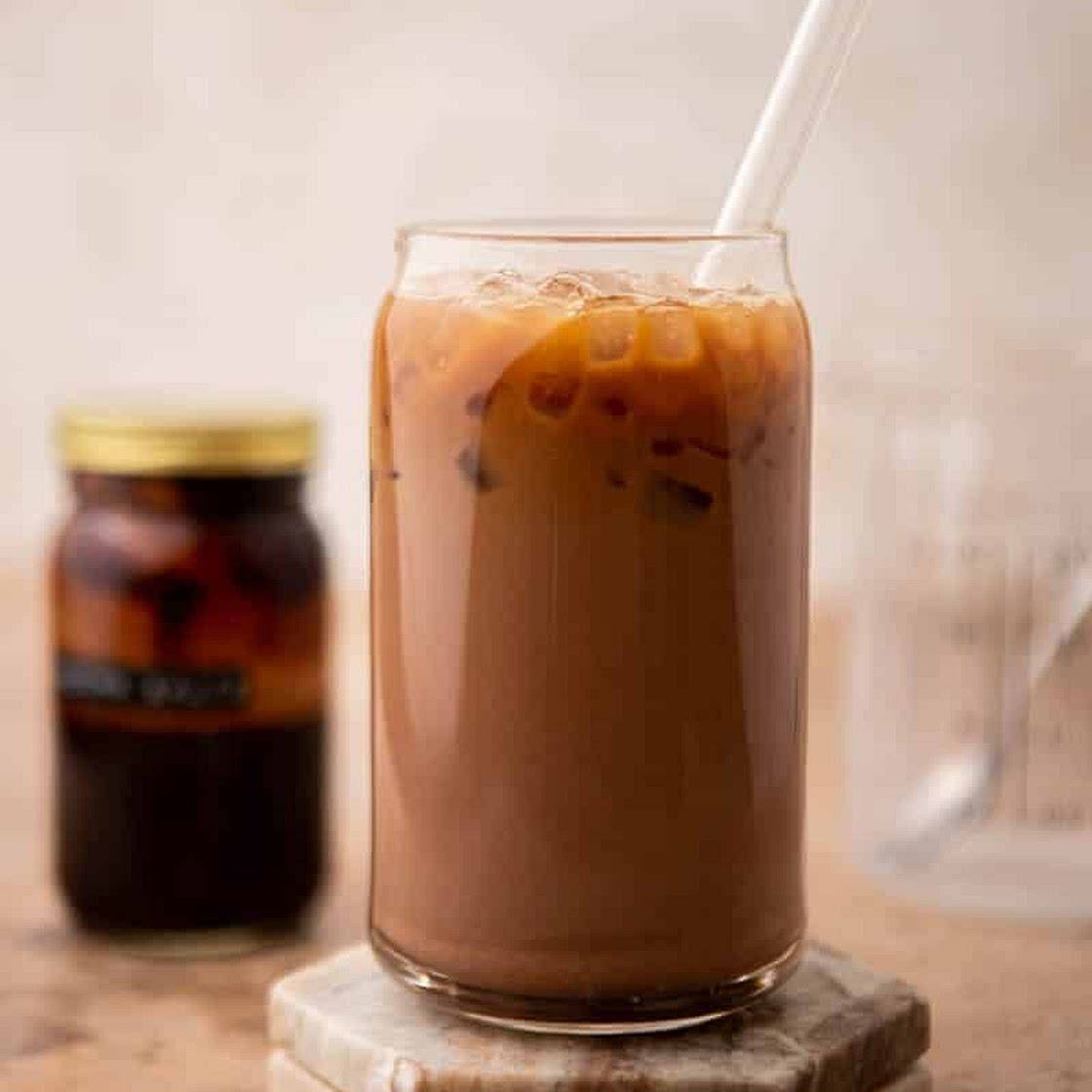 Iced mocha chai latte