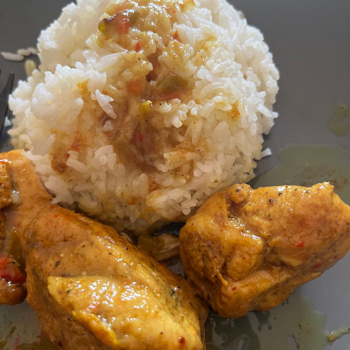 Caribbean Curry Chicken w/ White Rice