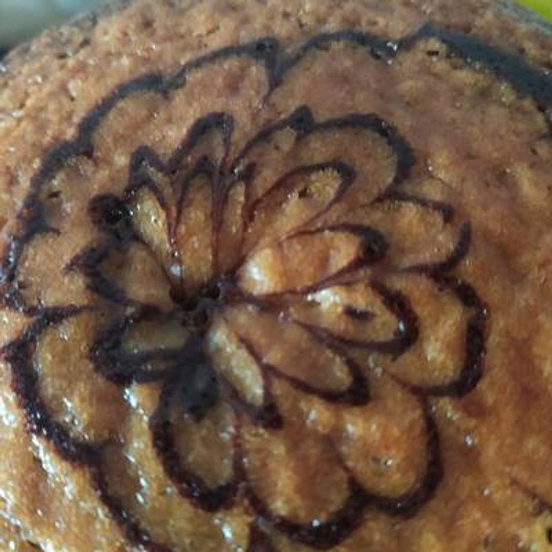 आटा मार्बल केक (Atta Marble Cake Recipe In Hindi)