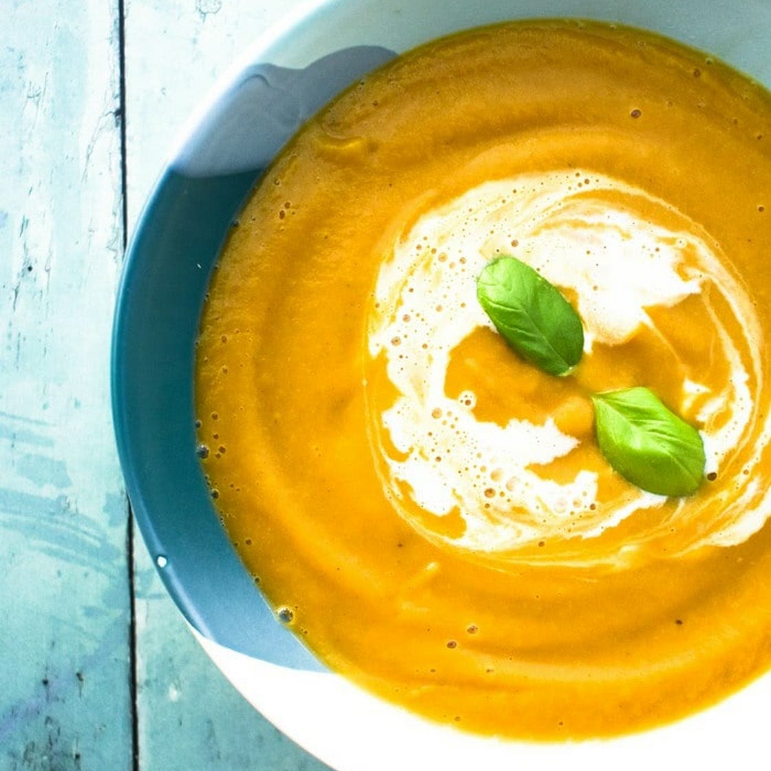 Easy Roasted Butternut Squash Soup
