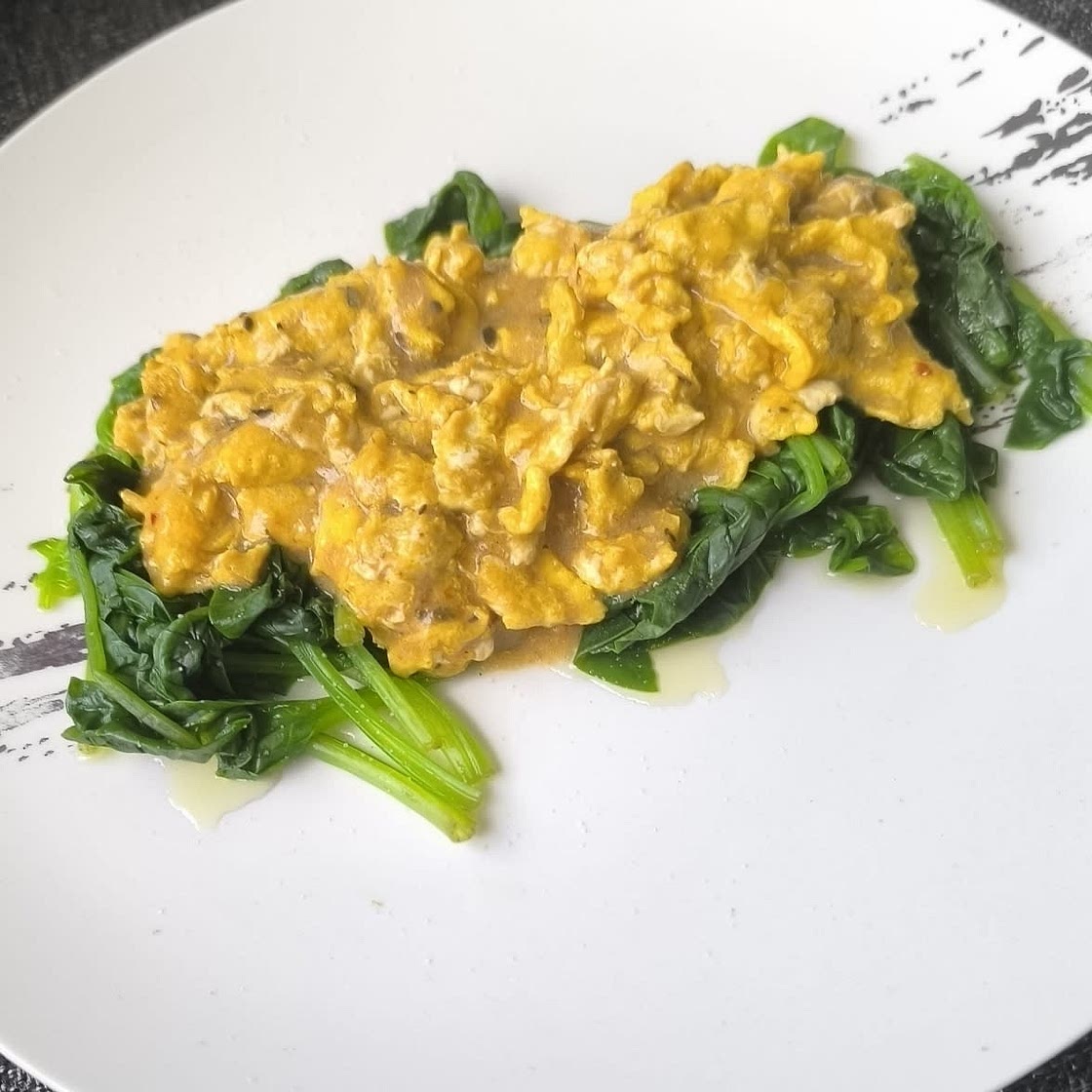 Spinach and Eggs - Chinese Style