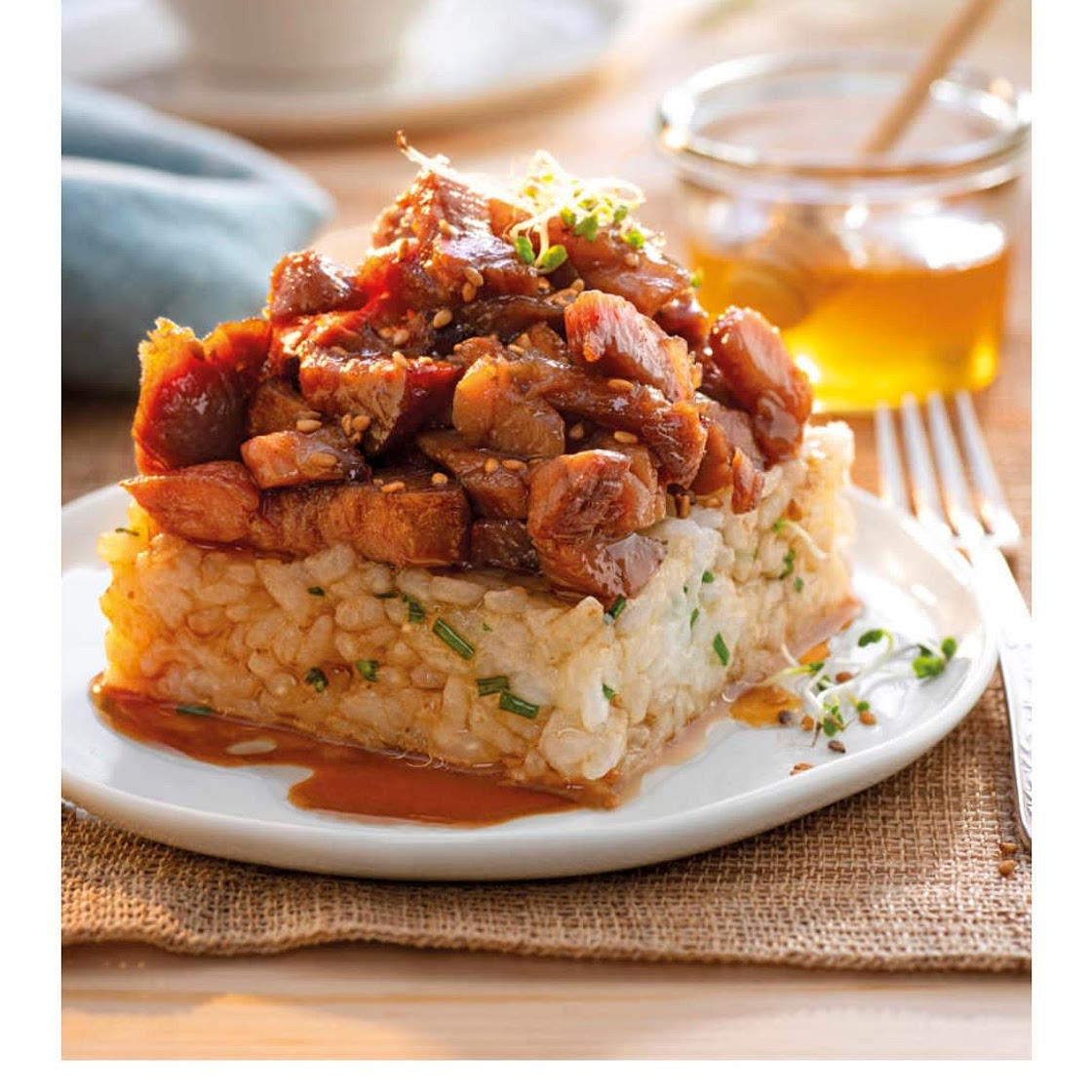 Timbal de lomo caramelizado y arroz.