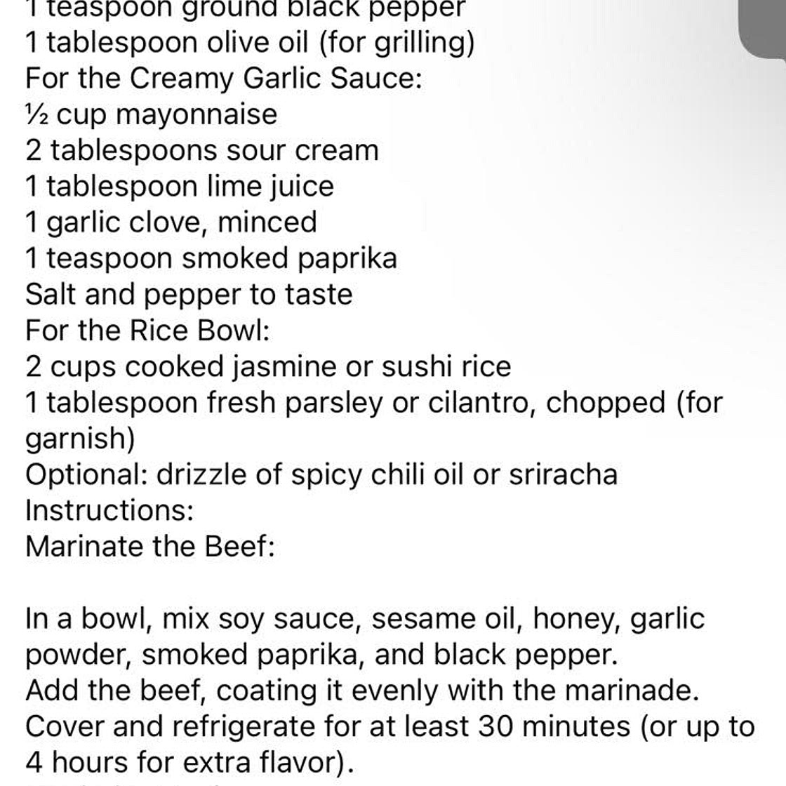 Grilled beef bowl with creamy garlic sauce