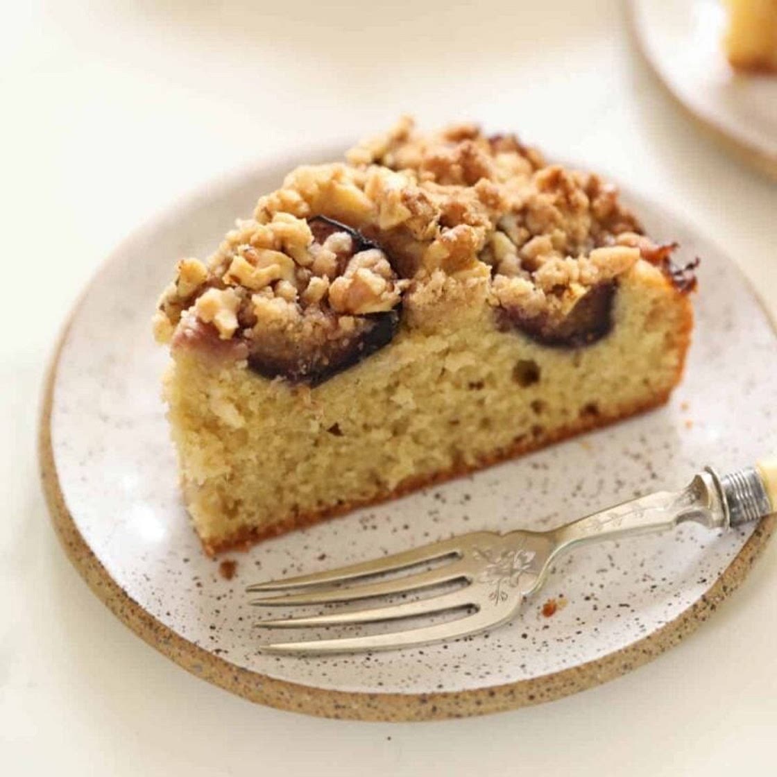 Fresh Fig Cake with Crumb Topping