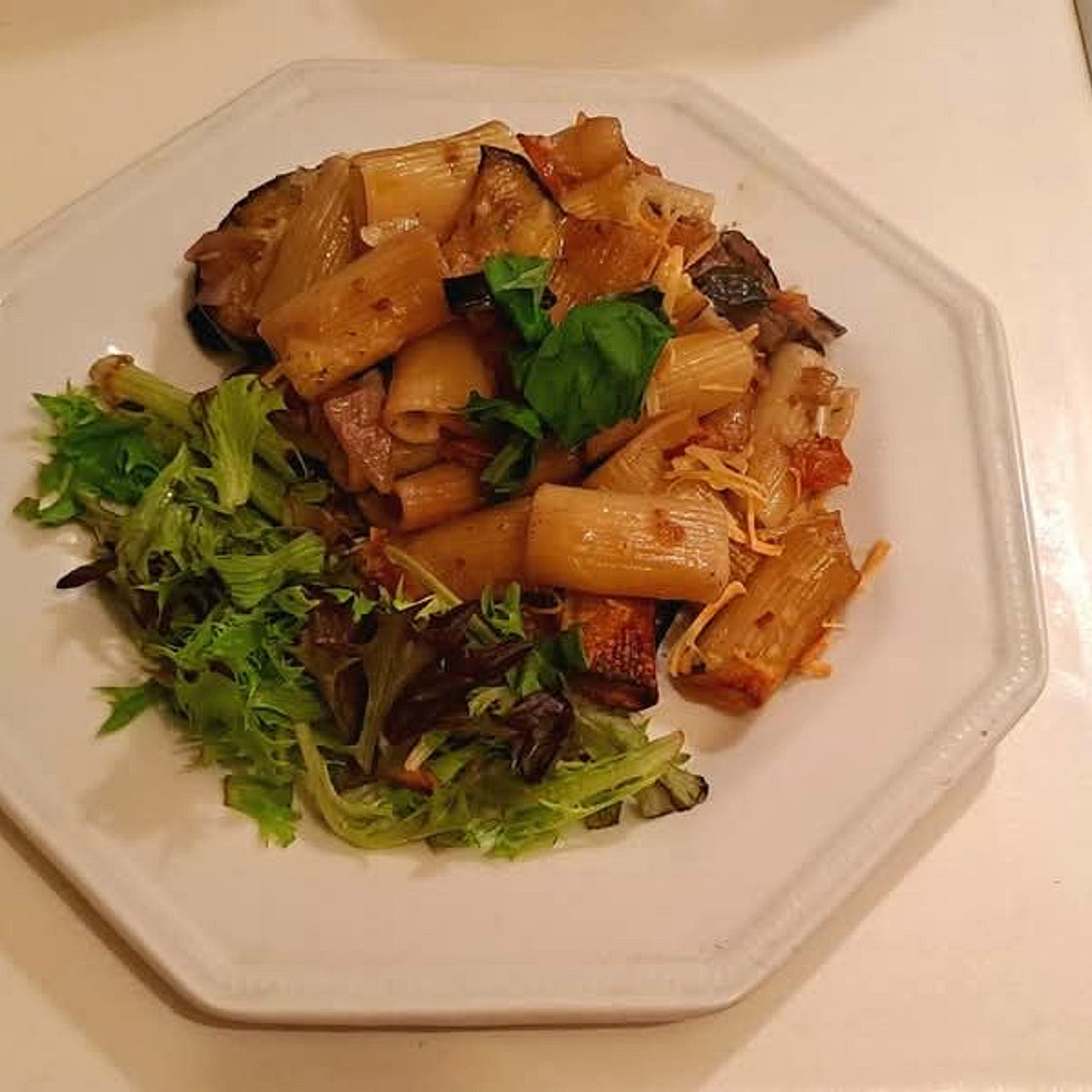 Baked ziti with aubergine and onion