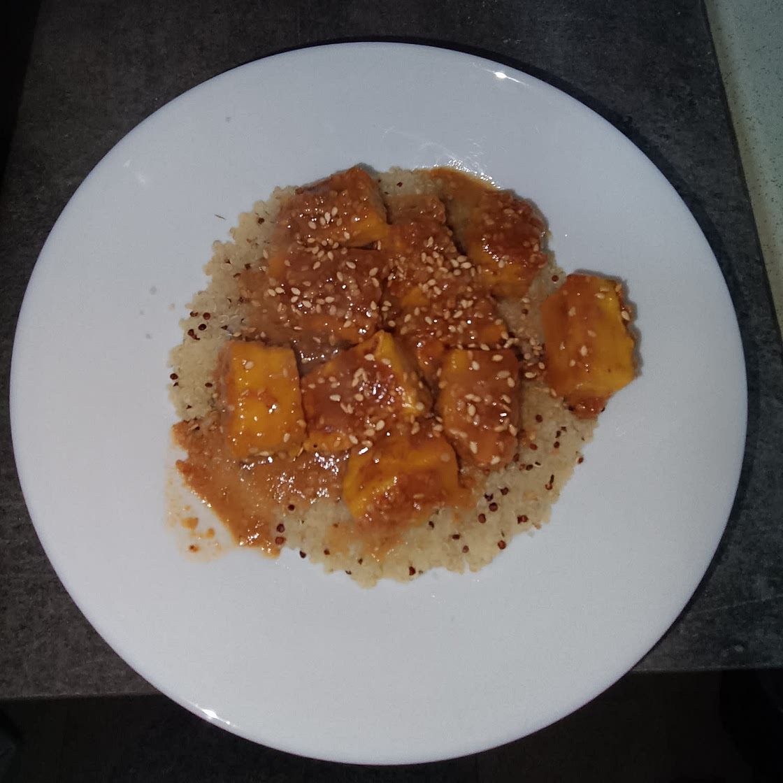 Tofu croustillant en sauce