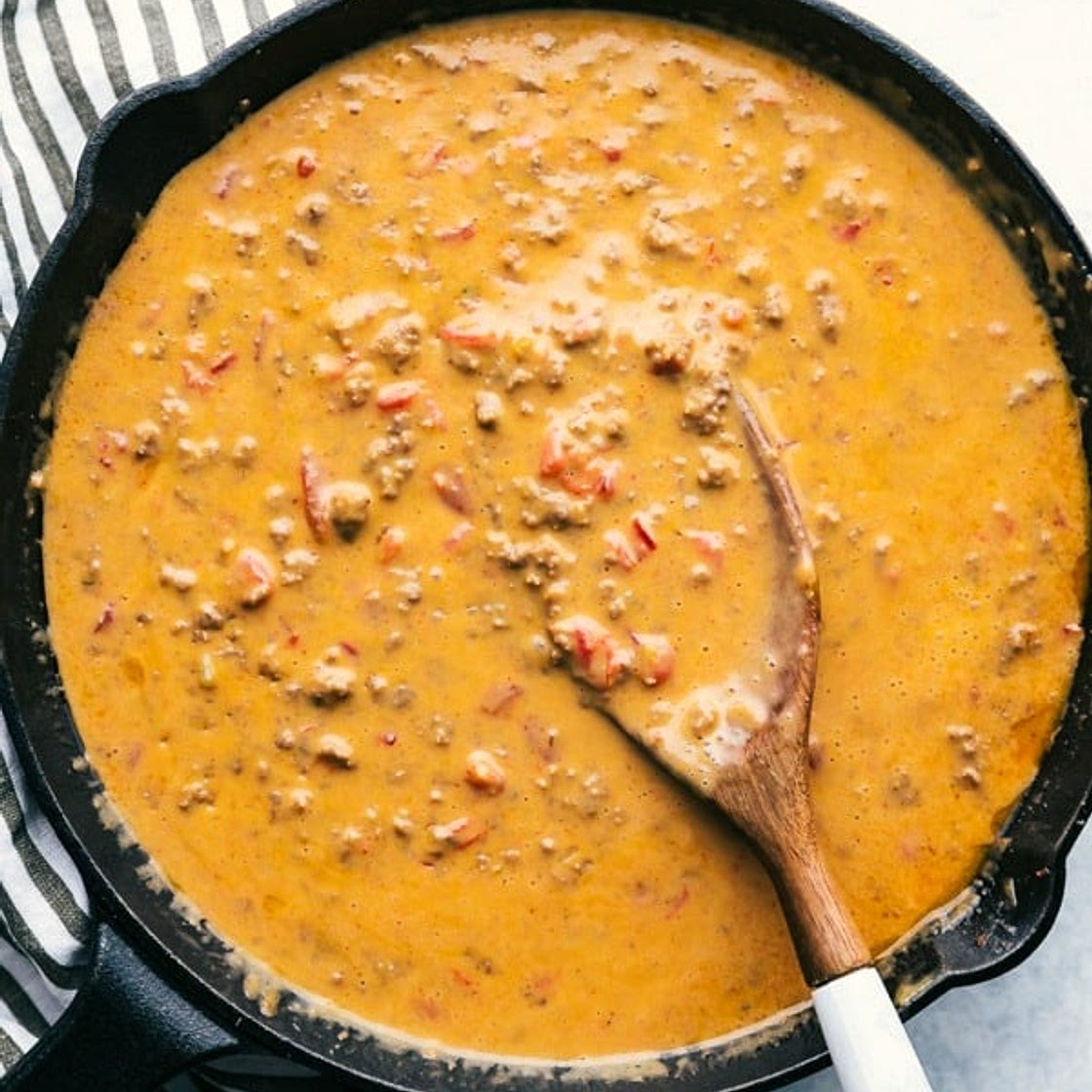 Easy Beef Queso