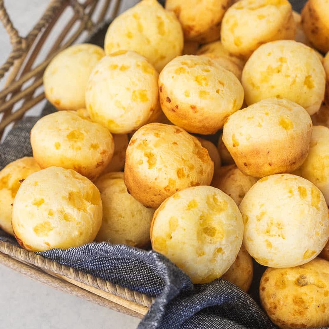 Brazilian Cheese Bread (Pao de Queijo)
