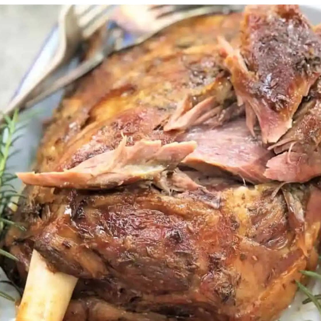 Shoulder of lamb, shredded 