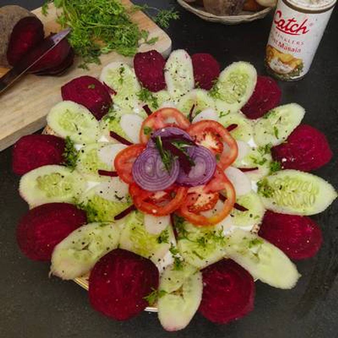 वेजी सलाद (vegies salad recipe in hindi)