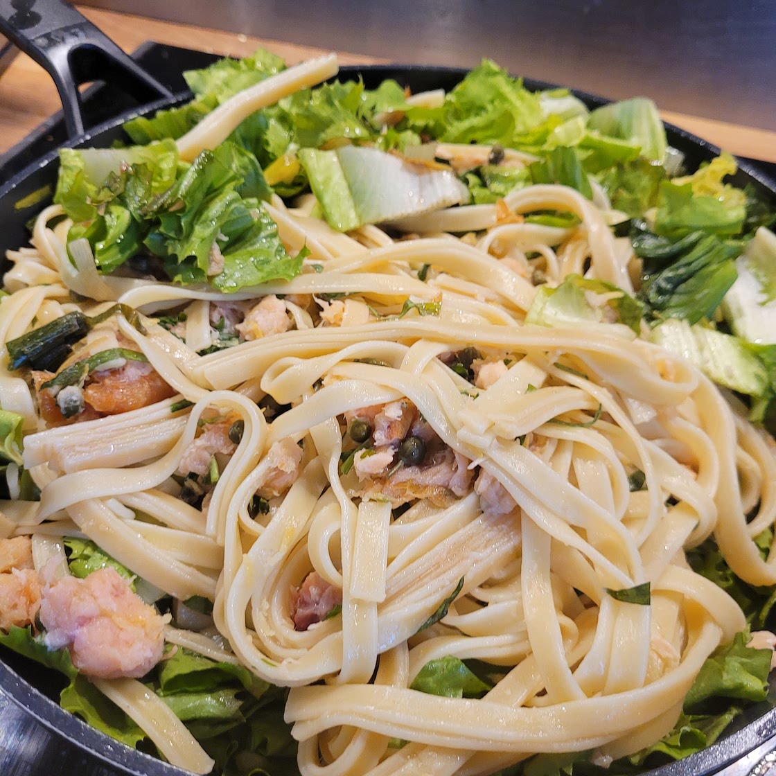 Salmon tagliatelle