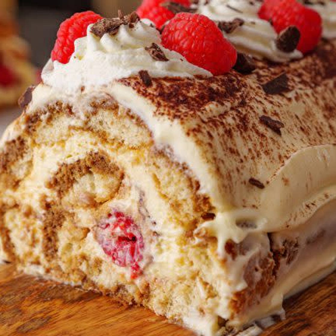 Rulada Tiramisu (Tiramisu Cake Roll)