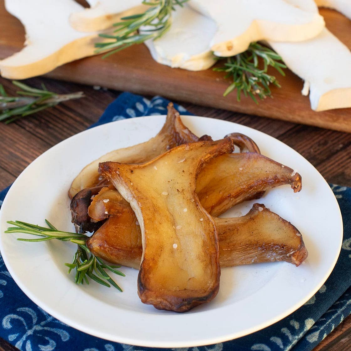Pan-Seared King Oyster Mushrooms