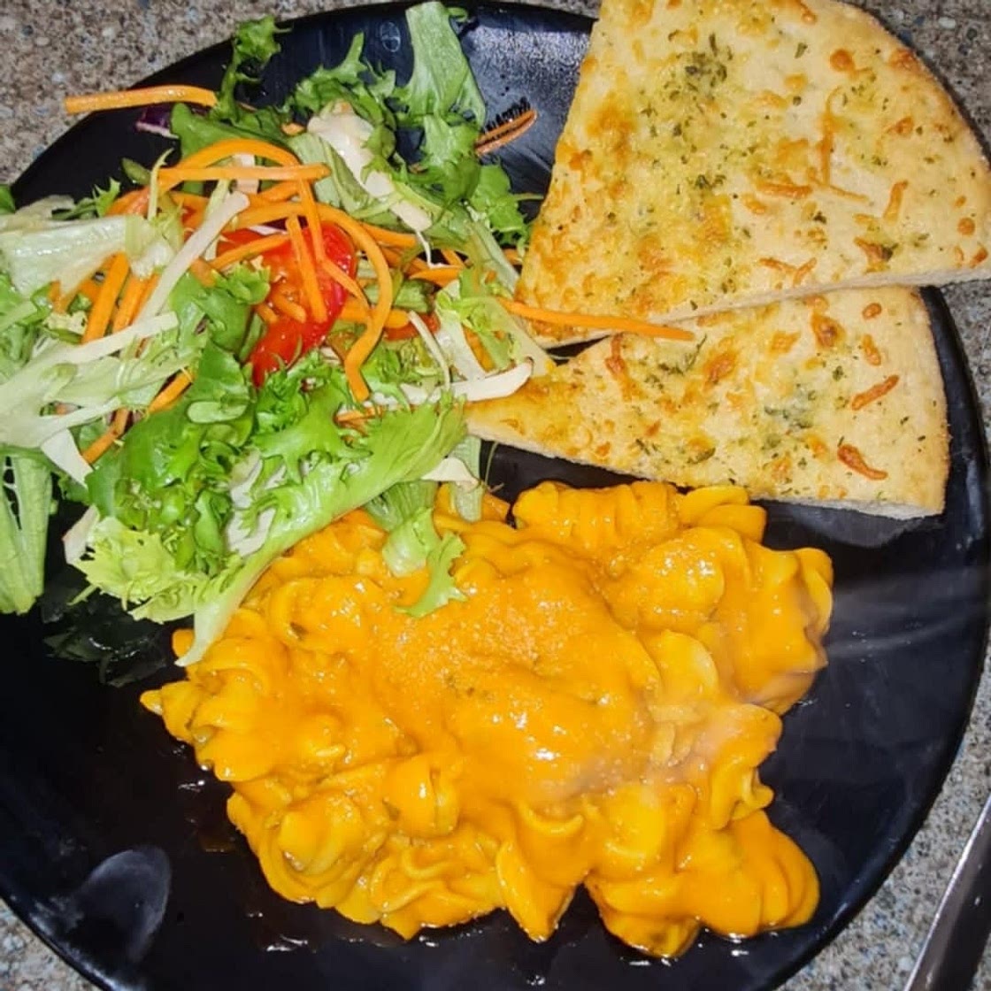 Pasta tomato & mascarpone sauce