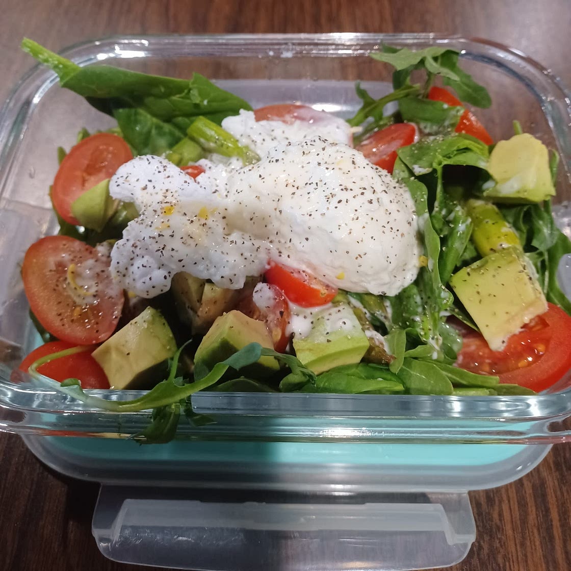 Roasted British asparagus salad
