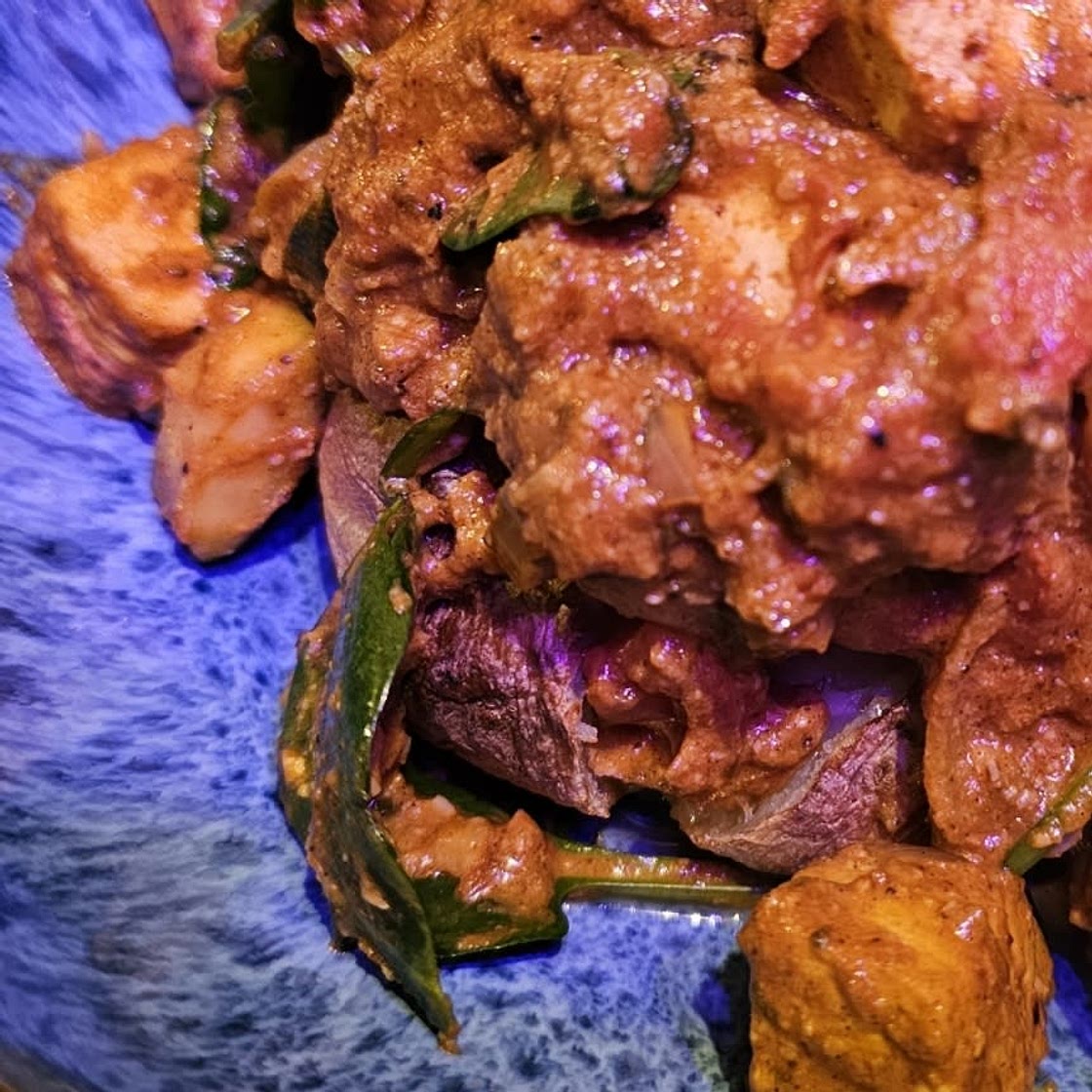 Tofu in Creamy Black Pepper Tomato Sauce ( Dum Tofu Paneer Kali Mirch)