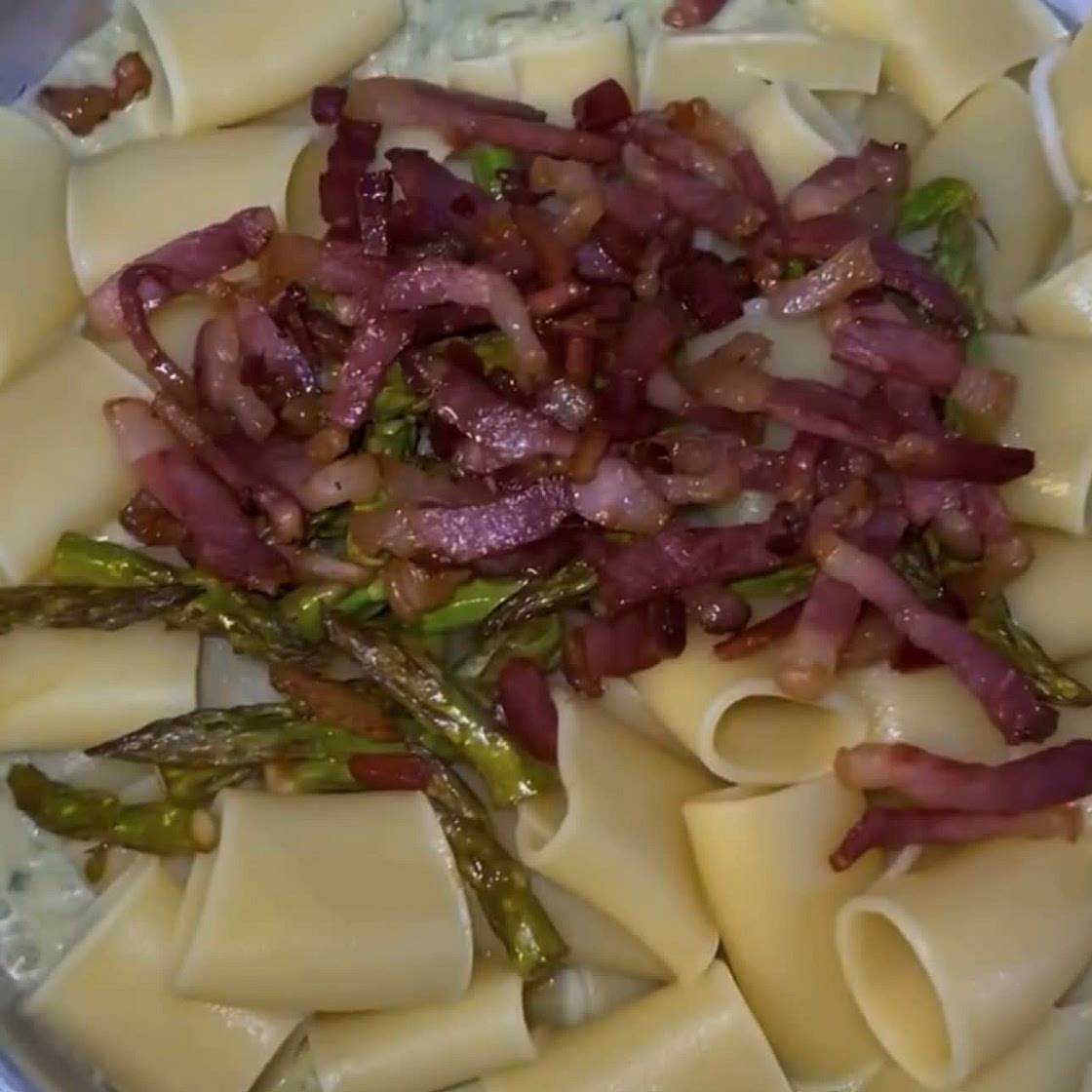 Asparagus pasta