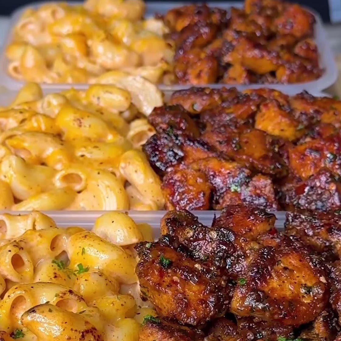 Honey Garlic Chicken Mac N Cheese