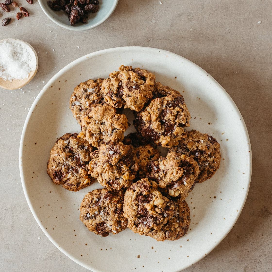 Healthy Oatmeal Cookies with Coconut, Raisins, and Dark Chocolate