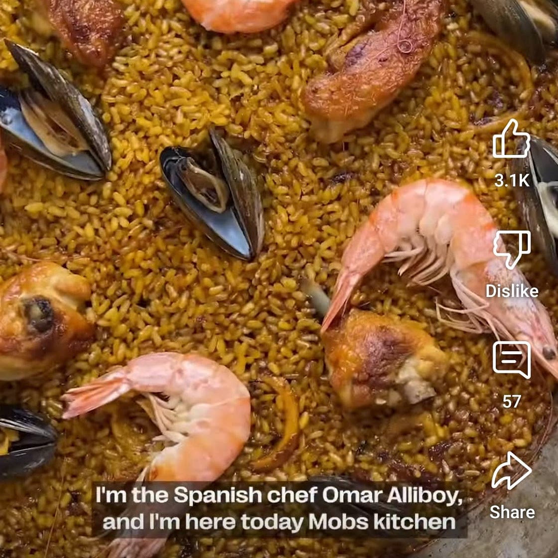 Seafood paella