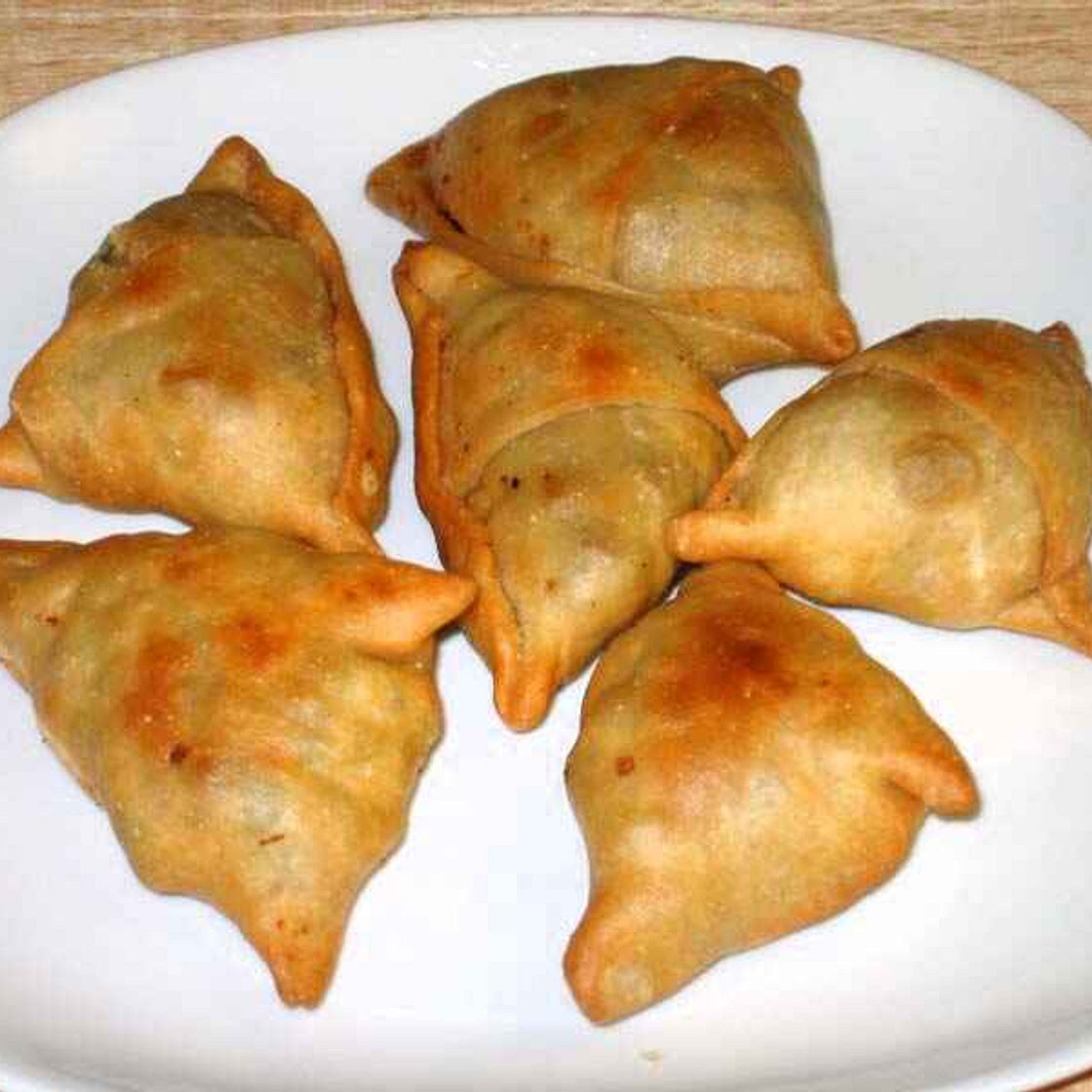 Samosa, Aloo Samosa, Street Food