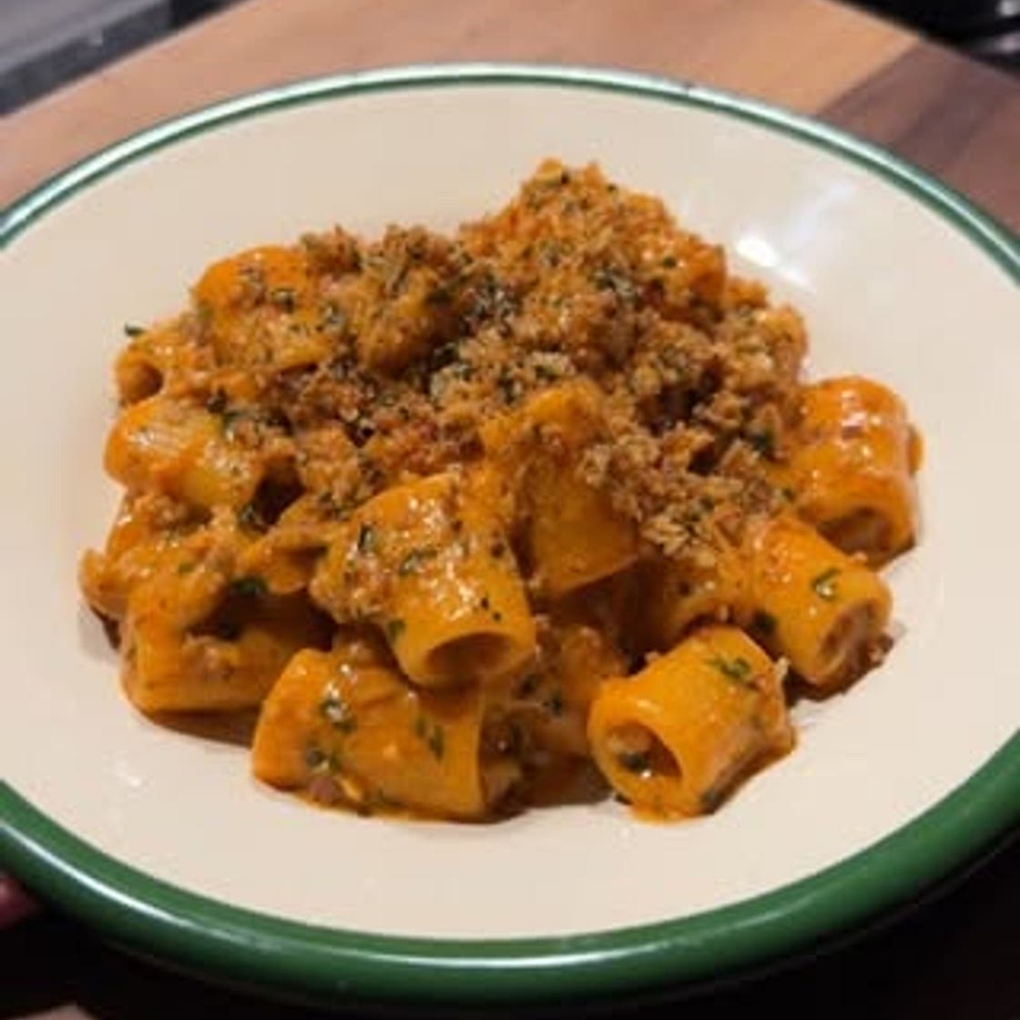 Sausage gochujang rigatoni is the one dish I’ll never stop yapping about. I developed this recipe when I previously worked at in the food team!! It’s effortlessly delicious and comes together in just 20 mins - perfect if you’re looking for a last minute va