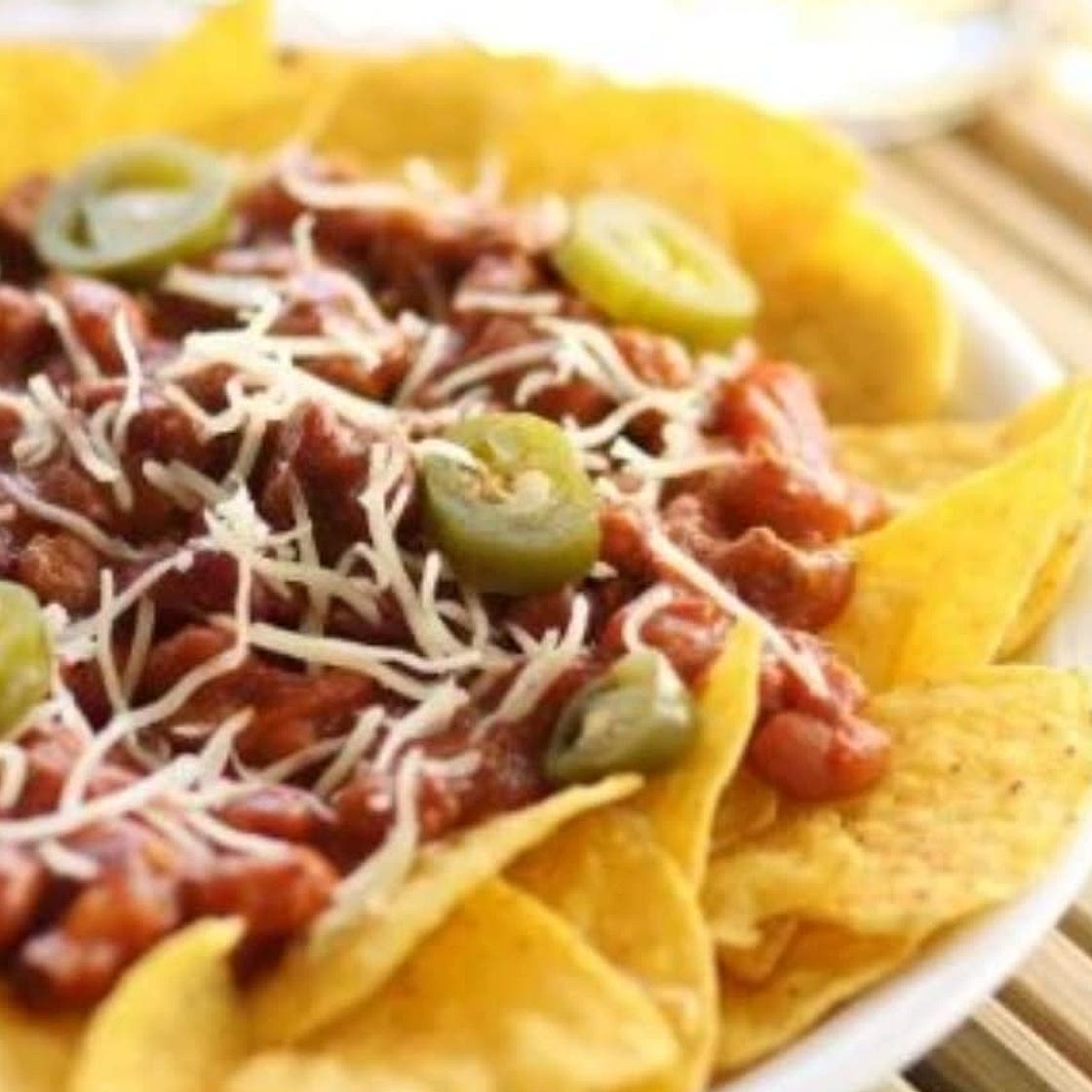 Simple Chilli and Cheese Nachos