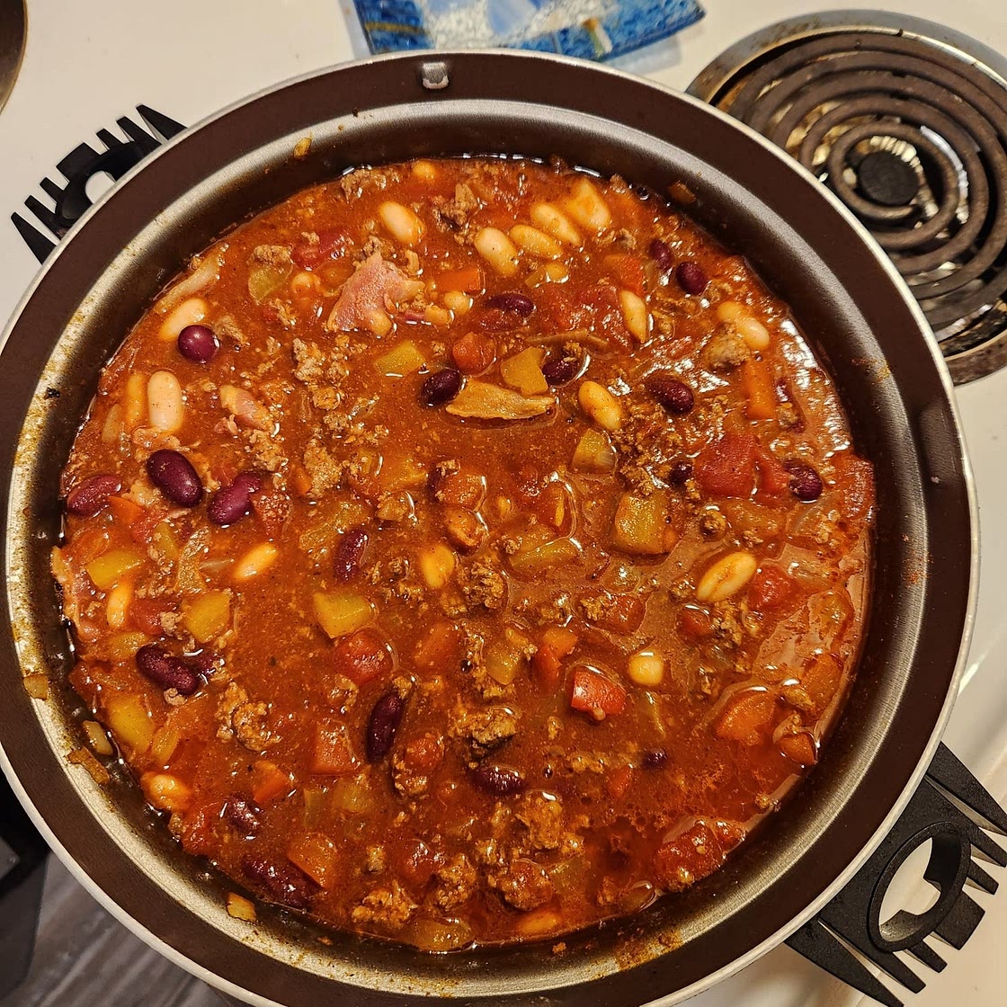 Hearty Crockpot Turkey Chili