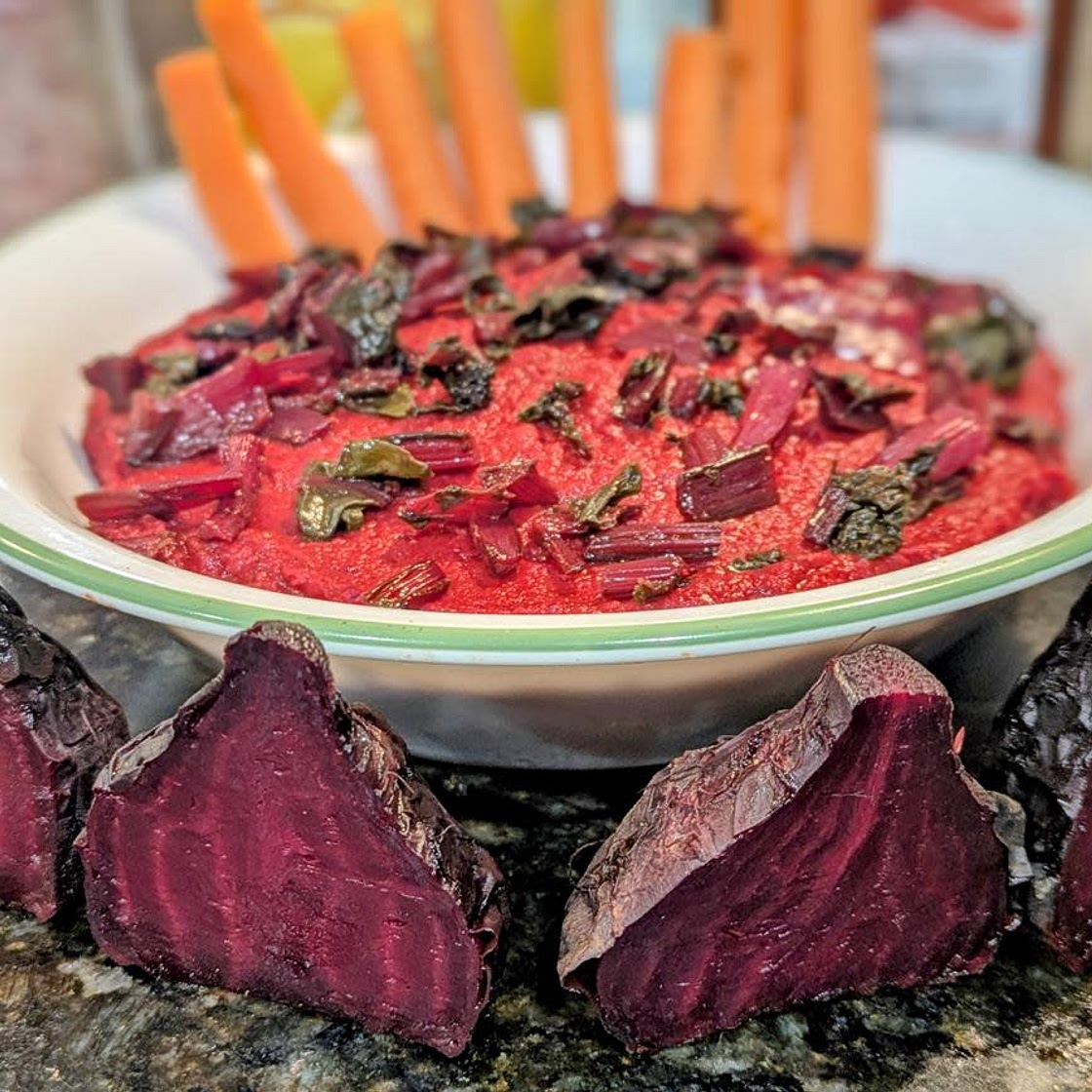 Creamy Roasted Beet Hummus
