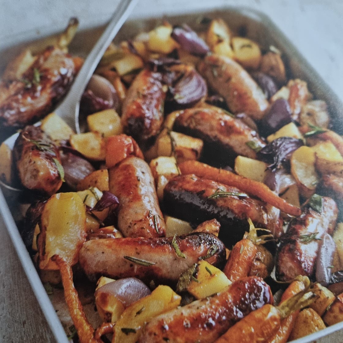 Tray Baked sausages with apples