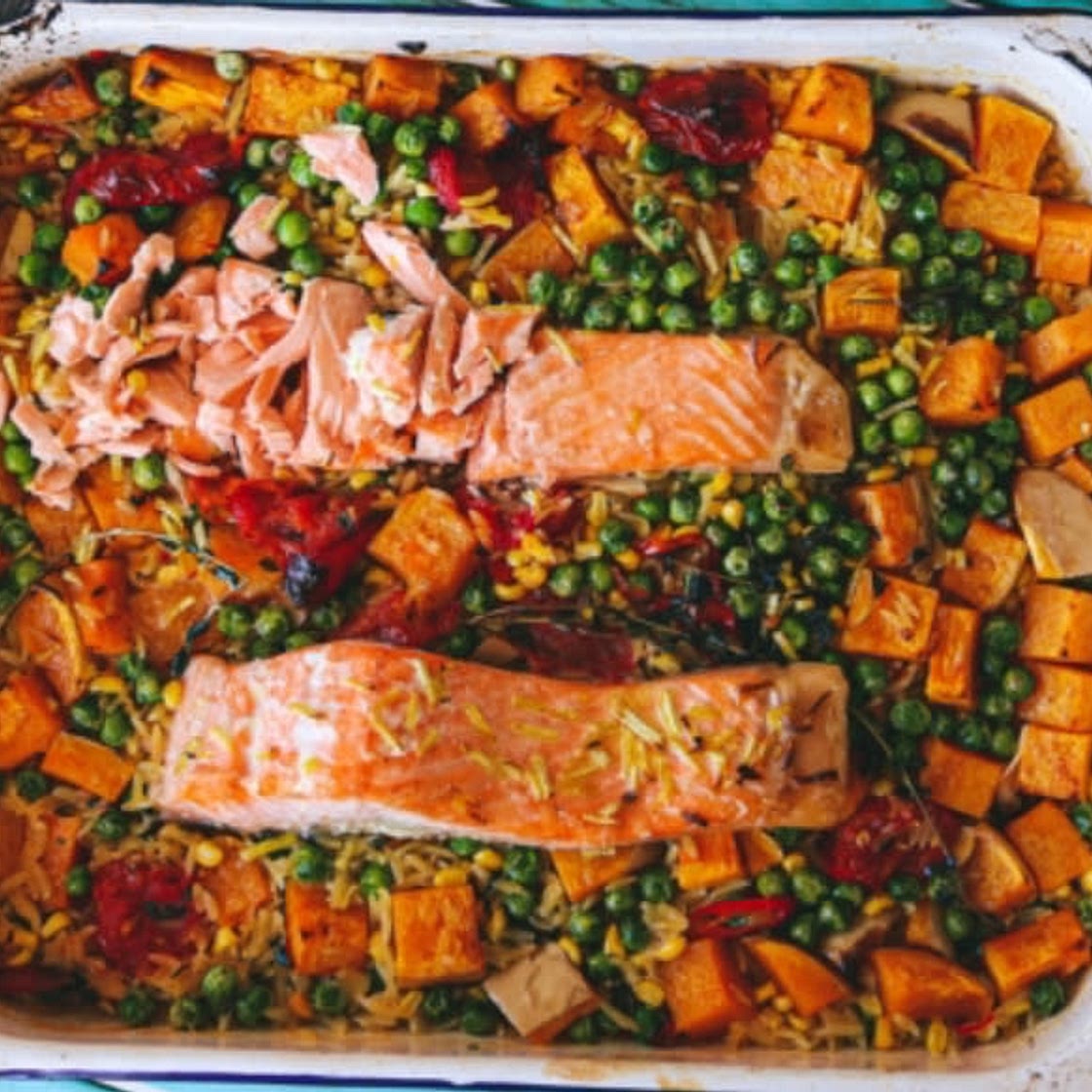 I tray orzo salmon bake