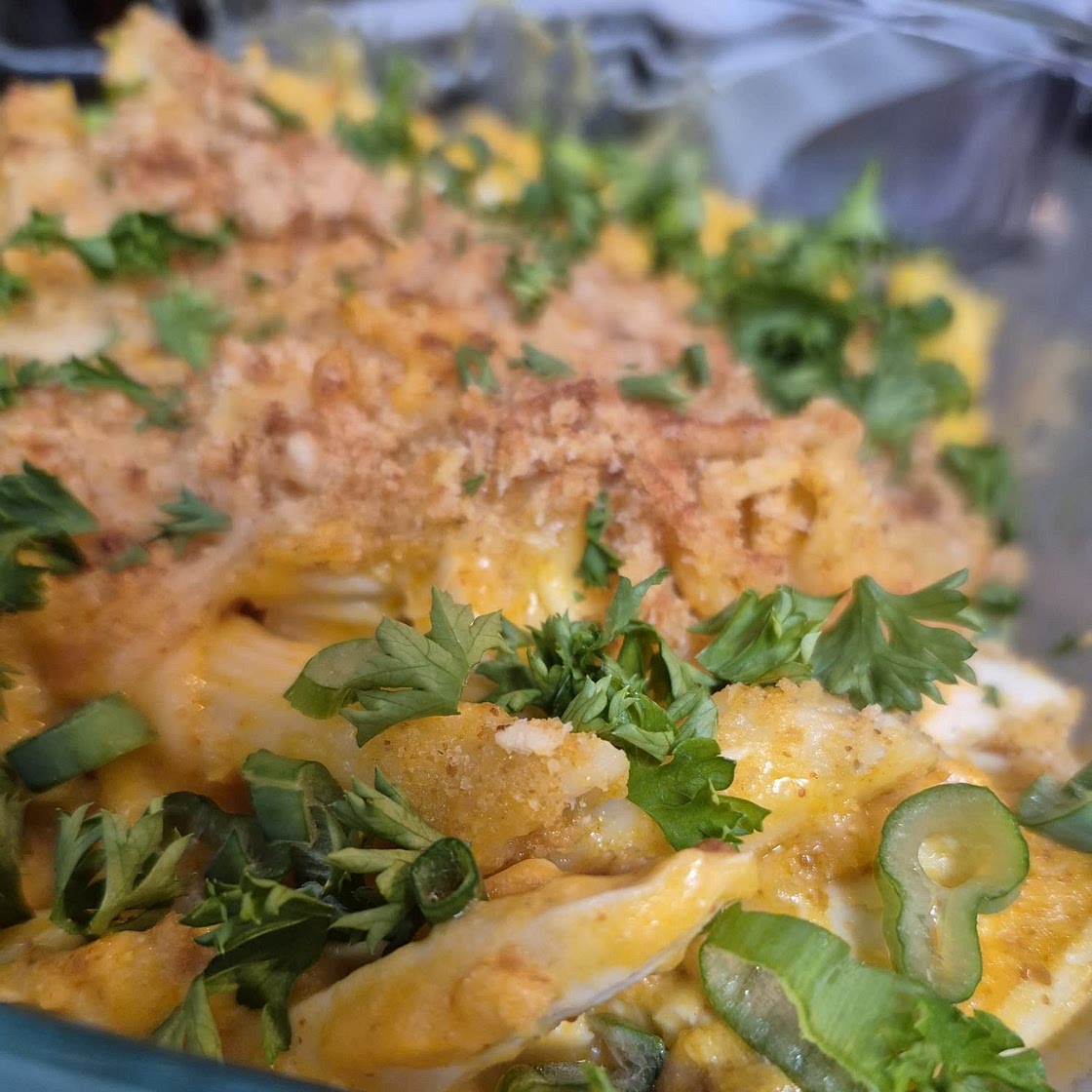High Protein Buffalo Chicken Mac and Cheese ~ Easy Dinner Recipe